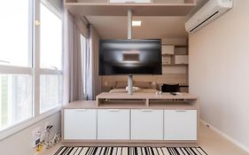 Flat no Ed Metropolitan Sidney - Jardim Goiás - Próximo ao Shopping FLAMBOYANT - Wifi - Garagem - MS902O
